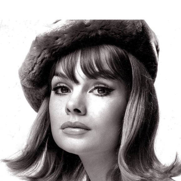 DRESSES FOR EVERY OCCASION! - Picture 9 of 16